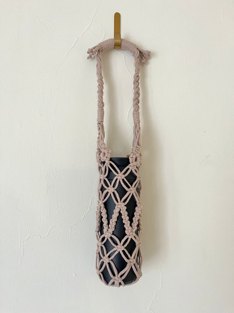 Gorgeous version of woven kettle bag - Beverage Holders & Bags - Cotton & Hemp 