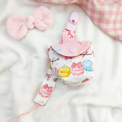 QQ rabbit 手工嬰幼兒精品 彌月禮盒 蝴蝶結馬卡龍。奶嘴收納袋 / 奶嘴鏈 (可繡名字)