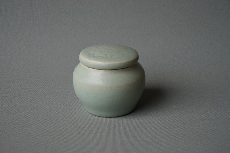 青瓷印花茶倉 - 茶壺/茶杯/茶具 - 陶 白色