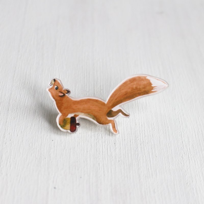Squirrel with nut small badge / pin I Forest Daily - Badges & Pins - Acrylic Brown