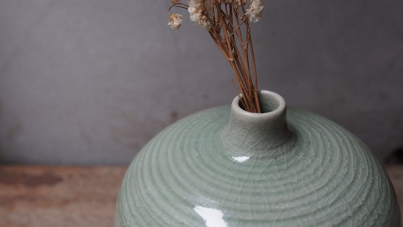 手作り青磁開花 - 花瓶・植木鉢 - 陶器 グリーン