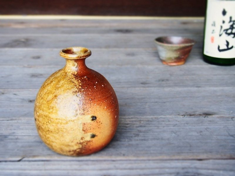 備前 徳利＿t-051 - 花瓶/陶器 - 紙 咖啡色
