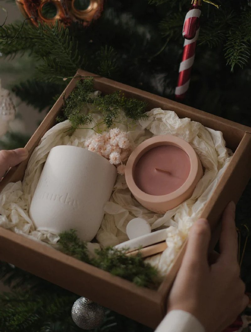【Pre-Order Offer】Christmas Limited Combo A Luxury Gift Box Set Natural Soy Candle - น้ำหอม - ปูน หลากหลายสี
