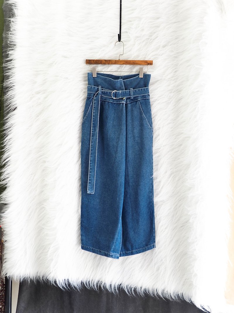 Navy classic tone waist wrinkle strap antique cotton denim tannin straight dress - Skirts - Cotton & Hemp Blue