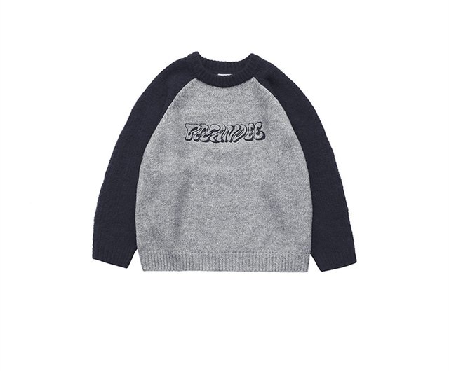 Black/grey 2-color spliced ​​raglan sleeve crew neck sweater loose