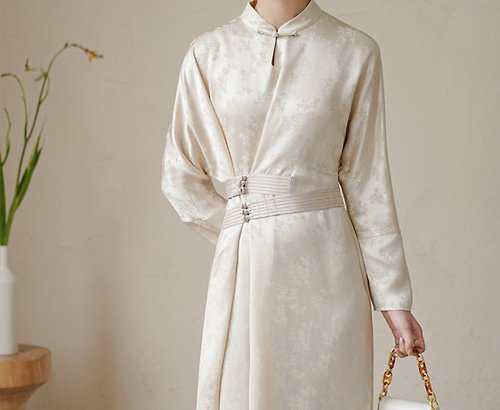 初蟬 新中式 改良旗袍水滴立領中國風緞面醋酸洋裝