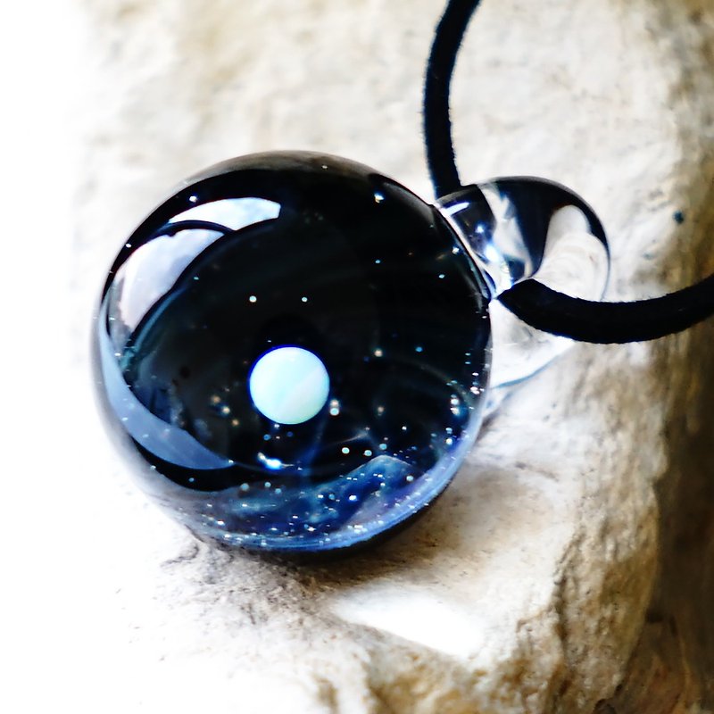 無重力の世界 ガラス ペンダント 宇宙 ホワイトオパール 玻璃 日本制造 日本 手工制作 手作 - 項鍊 - 玻璃 藍色