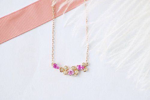 roseandmarry Natural Pink Sapphire Necklace Silver 925 with rosegold plated.