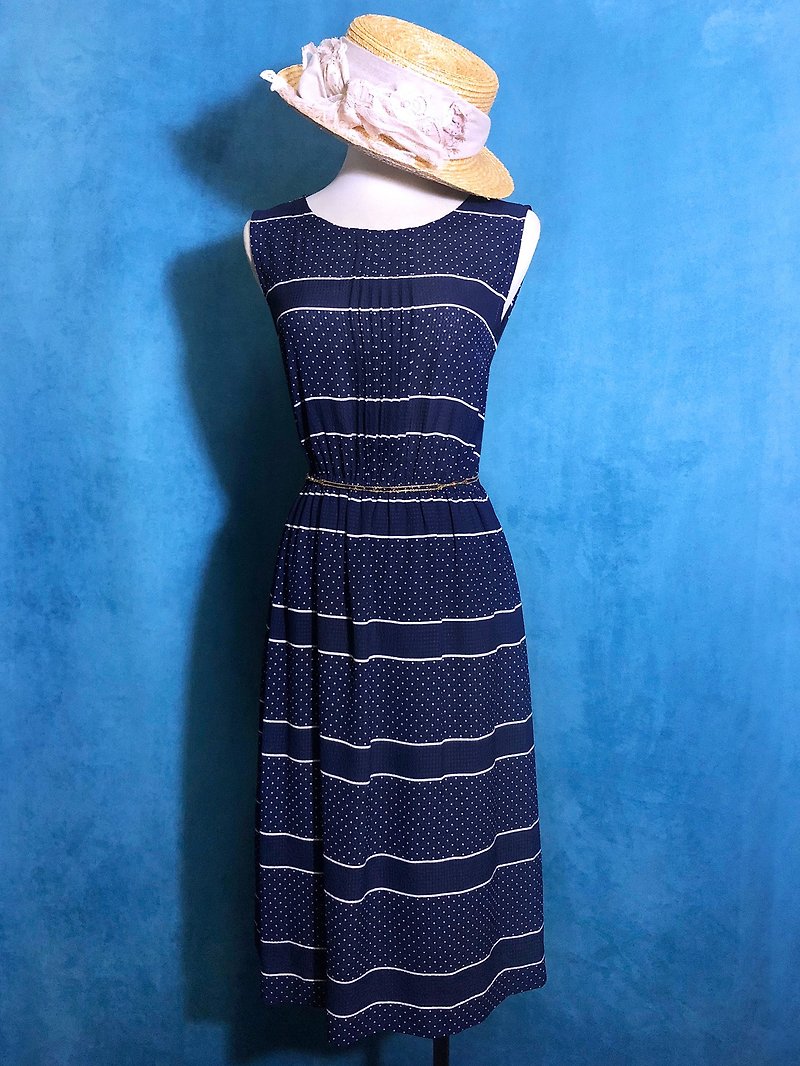 Dotted textured sleeveless vintage dress / brought back to VINTAGE abroad - One Piece Dresses - Polyester Blue