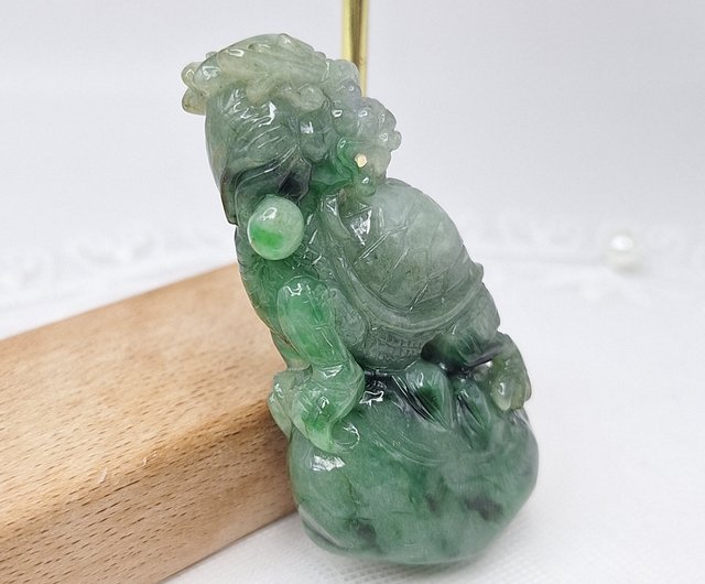 天然本翡翠 筆彫刻 天然本翡翠 筆彫刻
