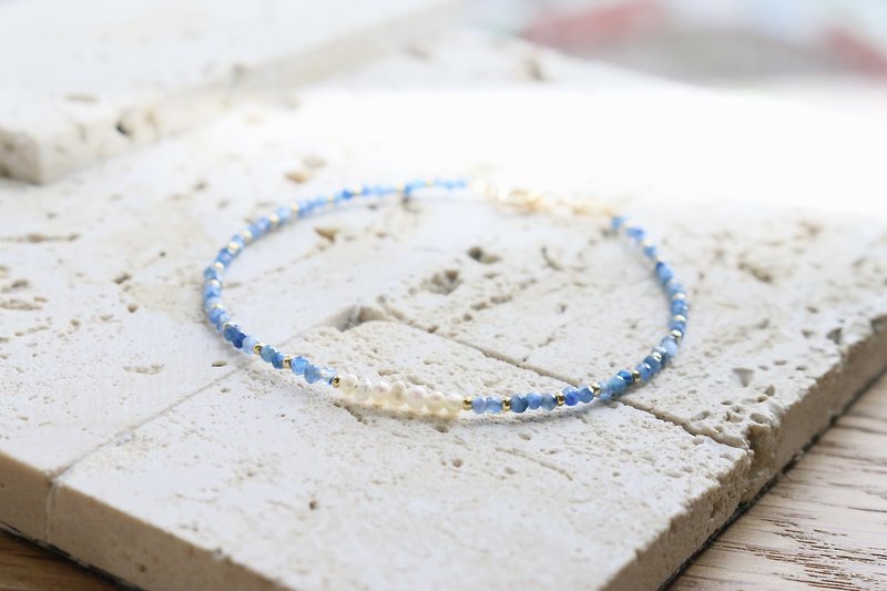 Bracelet Sapphire Pearl Natural Stone - สร้อยข้อมือ - เครื่องเพชรพลอย สีน้ำเงิน