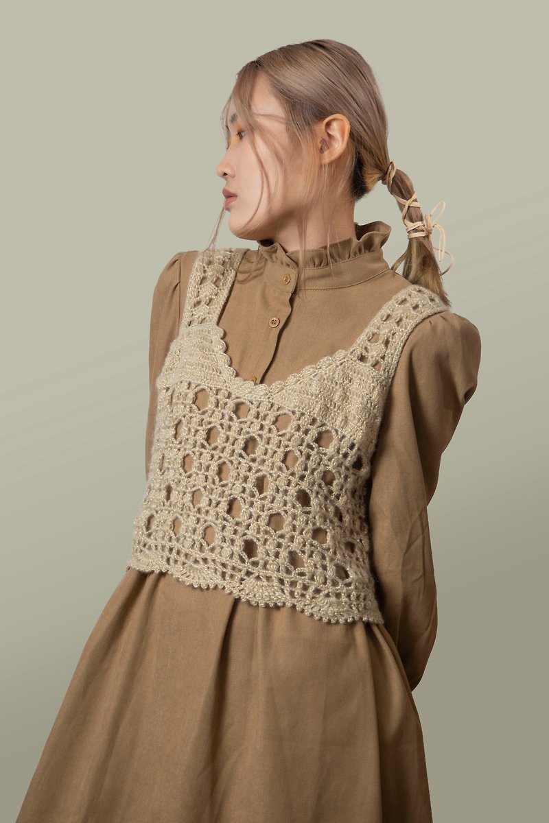 Early Autumn Outfits | Athena Art Three-dimensional Flower Series | Gold Thread Handhook Shoulder Vest - สเวตเตอร์ผู้หญิง - ผ้าฝ้าย/ผ้าลินิน สีทอง