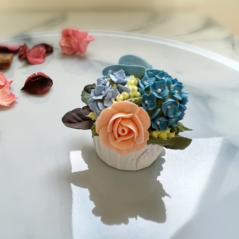 Korean cream soil squeezed flower diffusion Stone/diffusing flower/marbled gypsum potted plant/pink orange rose hydrangea - น้ำหอม - ดินเหนียว 