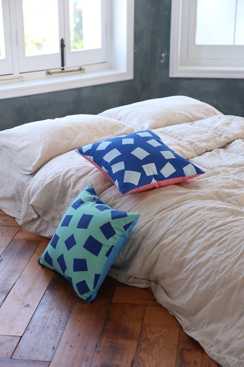 オリジナルデザイン両面印刷コットン枕寝室リビングルームソファクッション - 枕・クッション - コットン・麻 ブルー