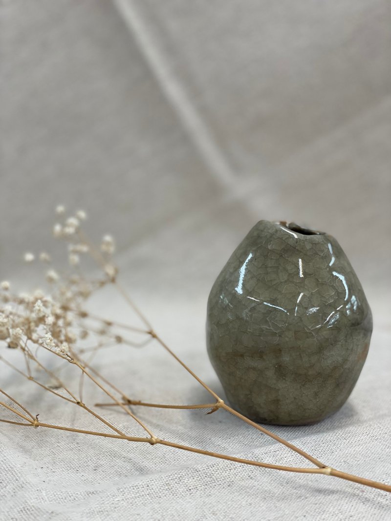 冰裂釉花器 - 花瓶/花器 - 陶 灰色
