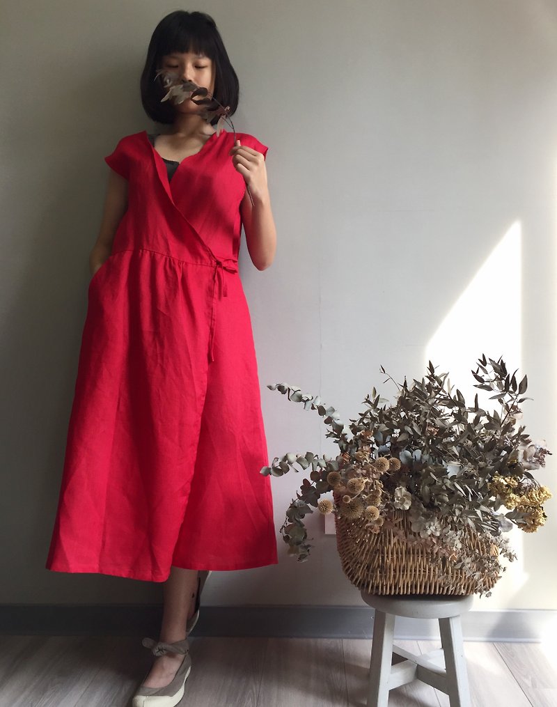 *夏日花園*法式袖紅色綁帶交襟罩衫100%亞麻 - 連身裙 - 棉．麻 紅色