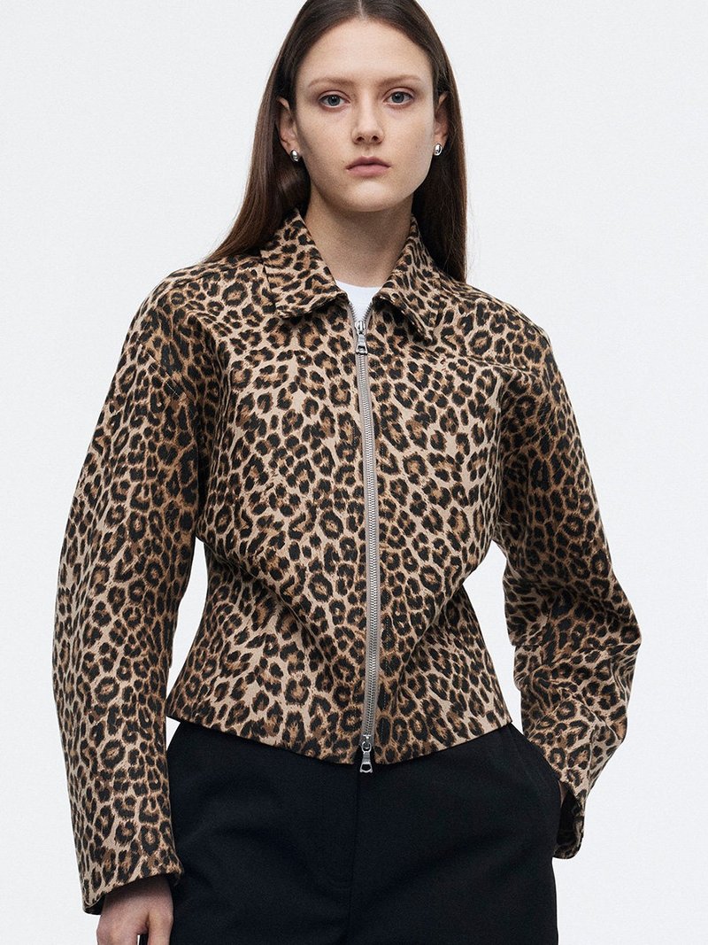 Three-Color Leopard Print Curved Sleeve Jacket with Cinched Waist & Sculptural Silhouette. Lapel Casual Jacket. - เสื้อแจ็คเก็ต - ผ้าฝ้าย/ผ้าลินิน สีนำ้ตาล