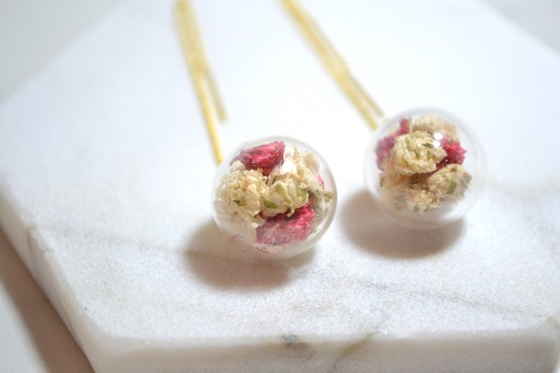 Dried Flower Red Baby's Breath Glass Bubble 24k Long Chain Earrings - ต่างหู - แก้ว สีแดง