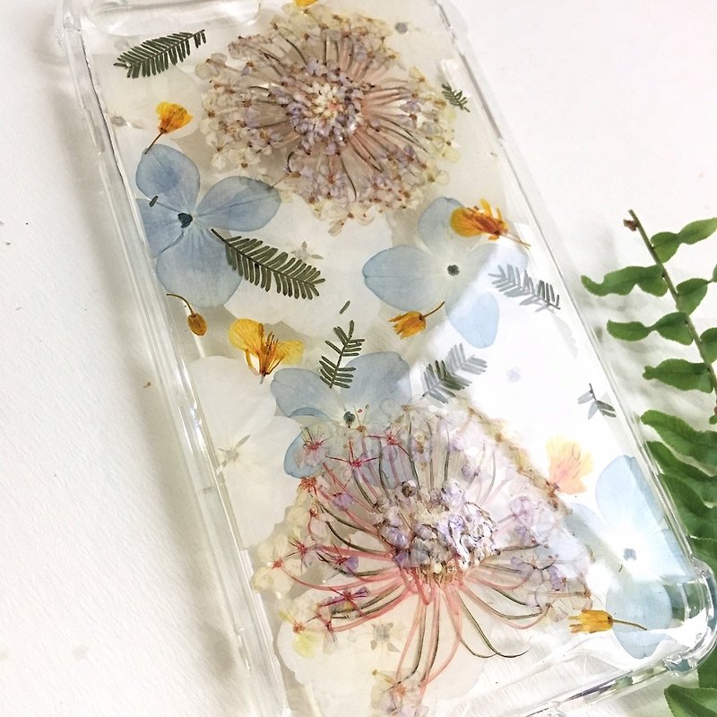 Dear Tiffany:: Island Paradise :: pressed flower phonecase - Phone Cases - Plants & Flowers Blue