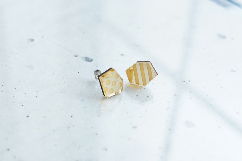 Fragment earrings / gold mirror - Earrings & Clip-ons - Wood Gold