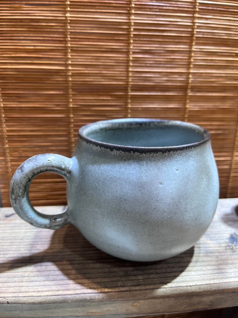 wood fired mug - แก้วมัค/แก้วกาแฟ - ดินเผา สีเขียว