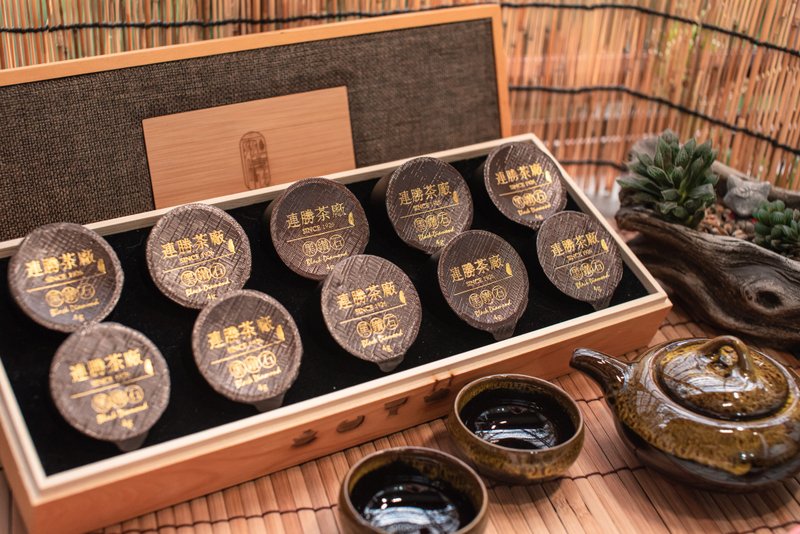 Mijing Black Diamond Vacuum Capsule Pine Wood Gift Box (comes with a handbag as a souvenir) - ชา - ไม้ 