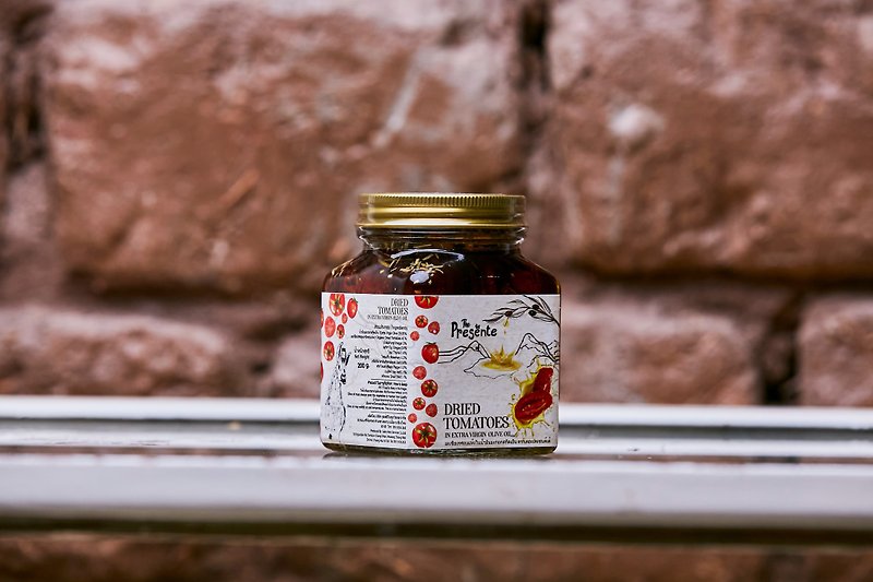 Organic dried tomatoes in Extra Virgin Olive Oils - 保健/養生 - 玻璃 透明