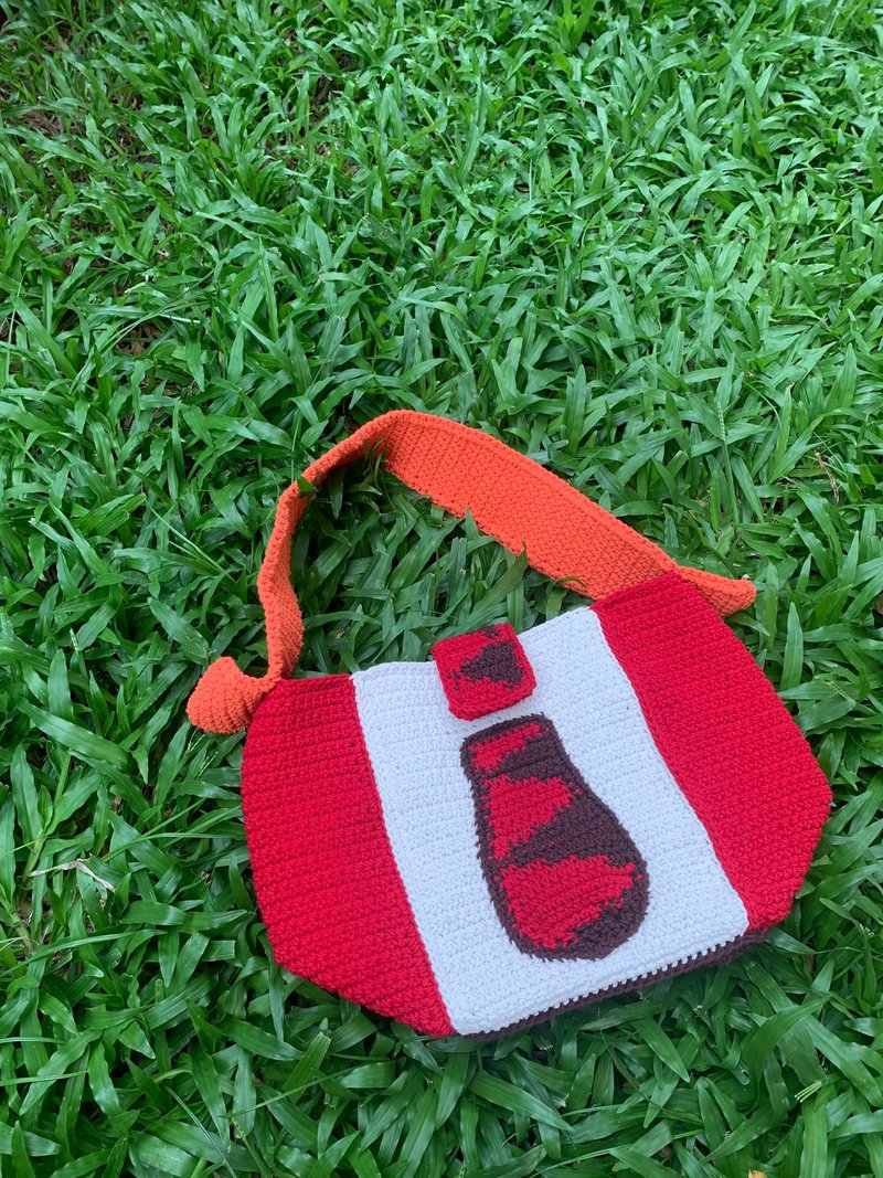 Inside Out Crochet bag - กระเป๋าถือ - วัสดุอื่นๆ 