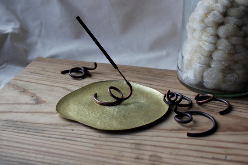 Spring grass incense sticks holder - Fragrances - Copper & Brass Red