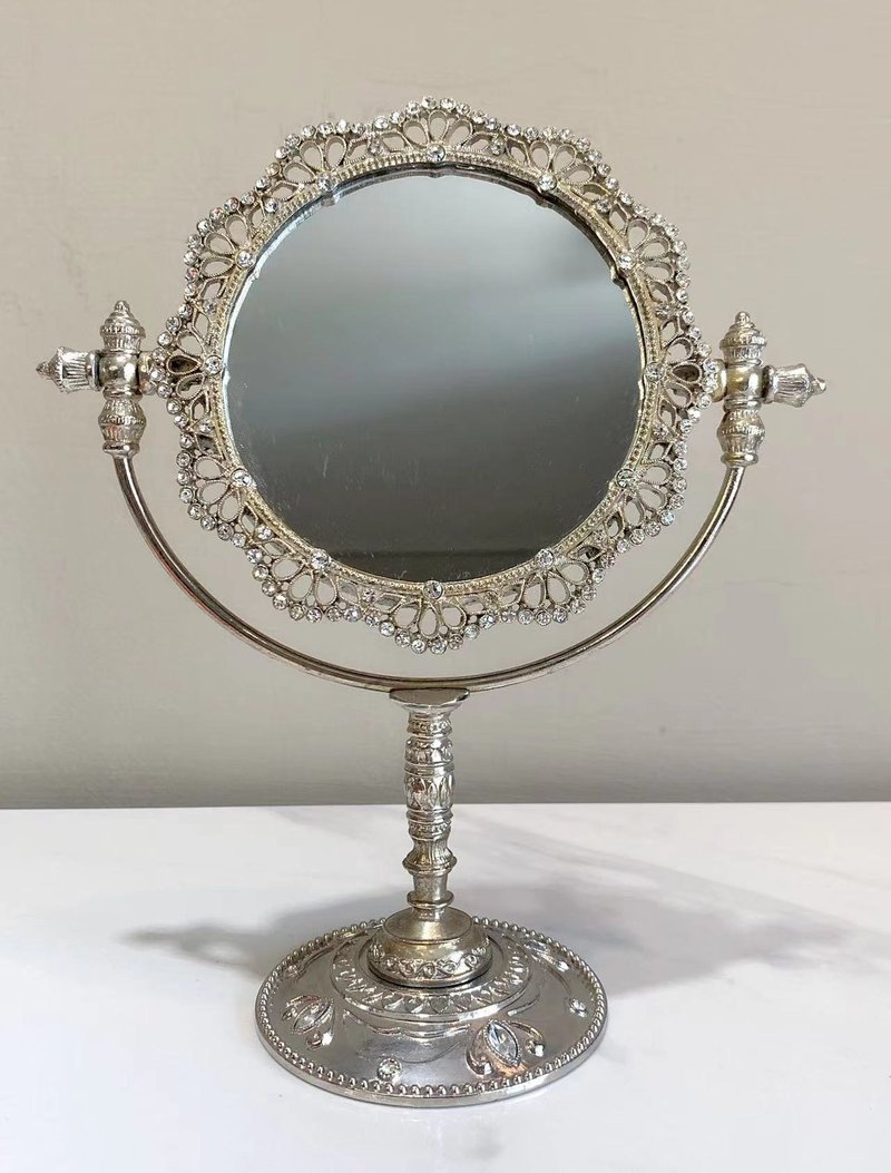 【Carrara-Barocco style】美麗佳人古典圓桌鏡 - 擺飾/家飾品 - 其他金屬 