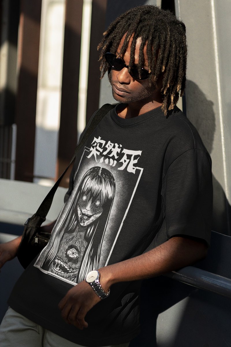 Japanese Horror Manga Streetwear 100% Cotton Unisex T-Shirt - 男襯衫/休閒襯衫 - 棉．麻 多色