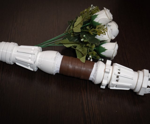 White wedding bouquet holder inspired by Rey's lightsaber hilt - Shop  Tasha's craft Dried Flowers & Bouquets - Pinkoi