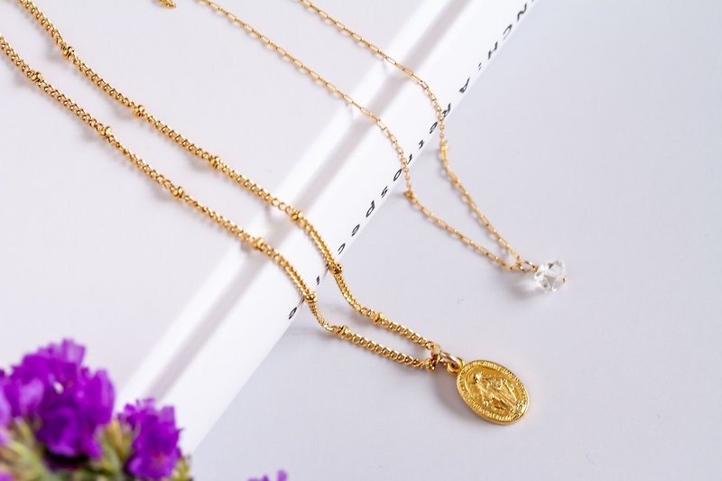 不思議のメダイとハーキマーダイヤモンドのレイヤードネックレス / Medal and Herkimer diamonds layered necklace - ネックレス - ステンレススチール ゴールド