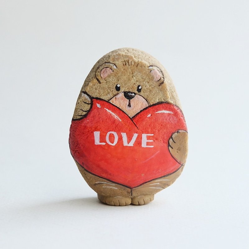 Bear with love stone painting handmade gift for someone you love. - ตุ๊กตา - หิน สีแดง