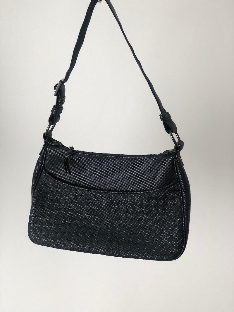 [Direct from Japan Brand Used Bag] Bottega Veneta Shoulder Bag Black Nylon Hobo Vintage igdbse - กระเป๋าแมสเซนเจอร์ - หนังแท้ สีดำ