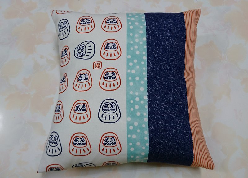 Dharma tumbler collage pattern pillows, cushions - หมอน - ผ้าฝ้าย/ผ้าลินิน หลากหลายสี