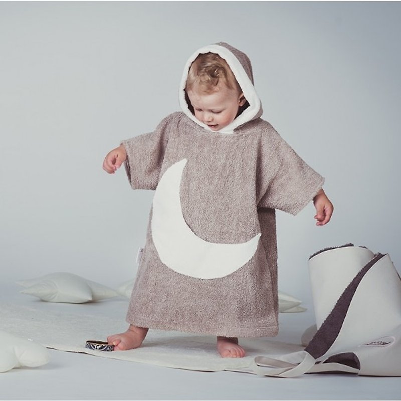 Brown bath robe with white moon pocket for kids - อื่นๆ - ผ้าฝ้าย/ผ้าลินิน สีนำ้ตาล