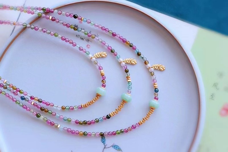 天然原礦 彩虹碧璽 天然A貨翡翠 古法銀羽毛設計項鍊手串。 f-HS - 項鍊 - 寶石 紅色