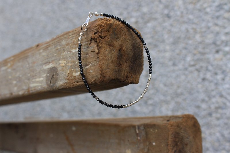 Courage black spinel broken coins bracelet - Bracelets - Other Metals Black