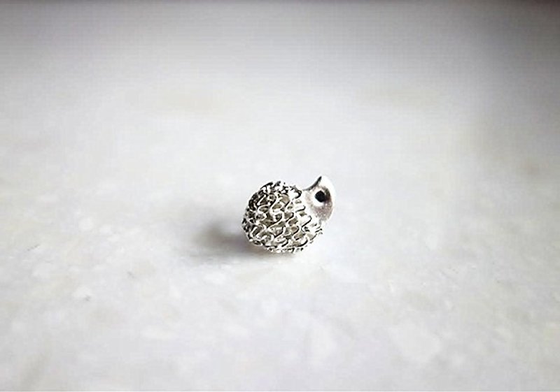 **~Miss Hedgehog's Nang*Pure silver earrings~<This area is a single one>** Sheep + hand-made - ต่างหู - เงินแท้ สีเงิน