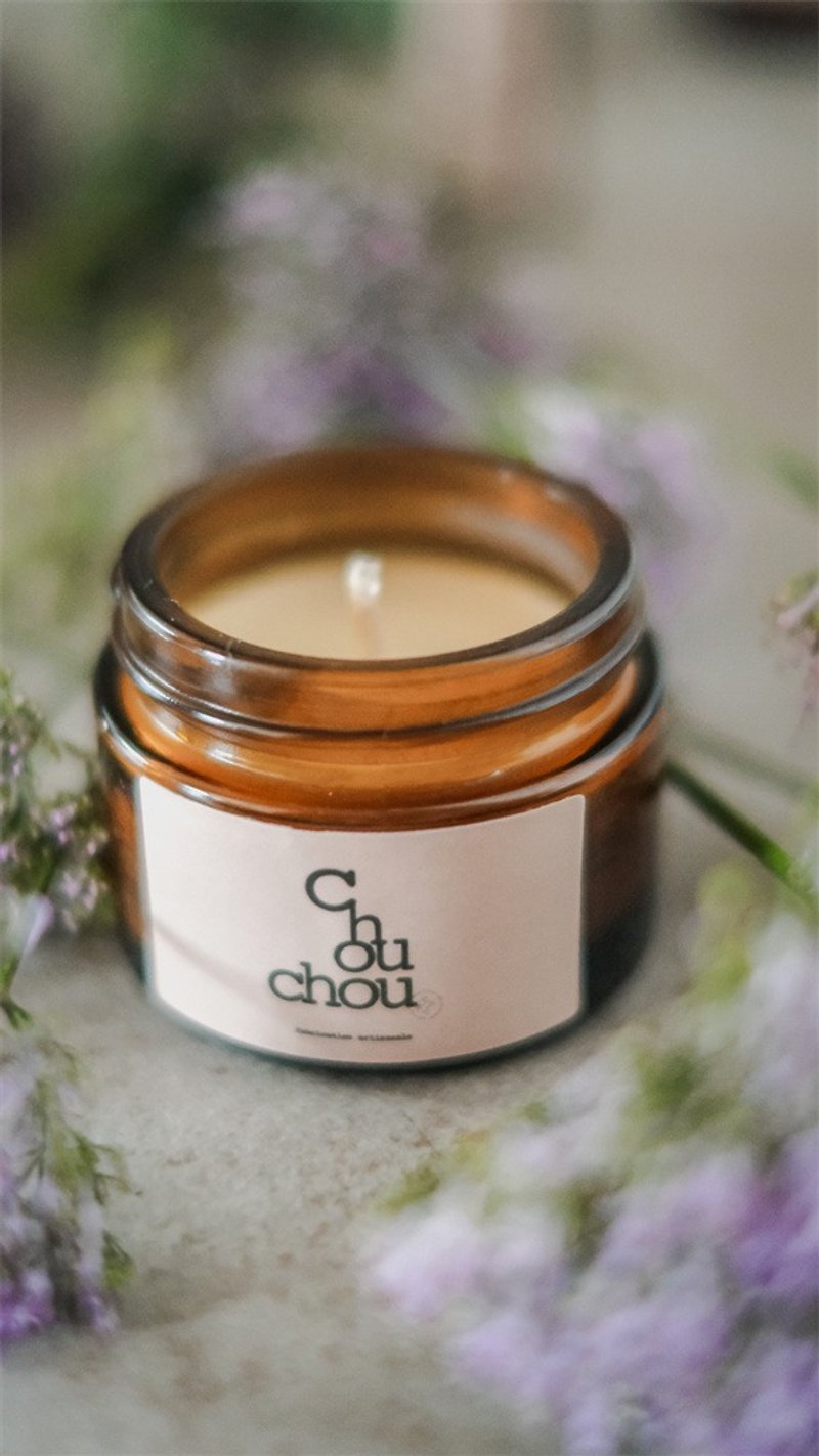 chouchou scented candle (50g travel size) natural essential oil pet friendly - เทียน/เชิงเทียน - น้ำมันหอม สีนำ้ตาล
