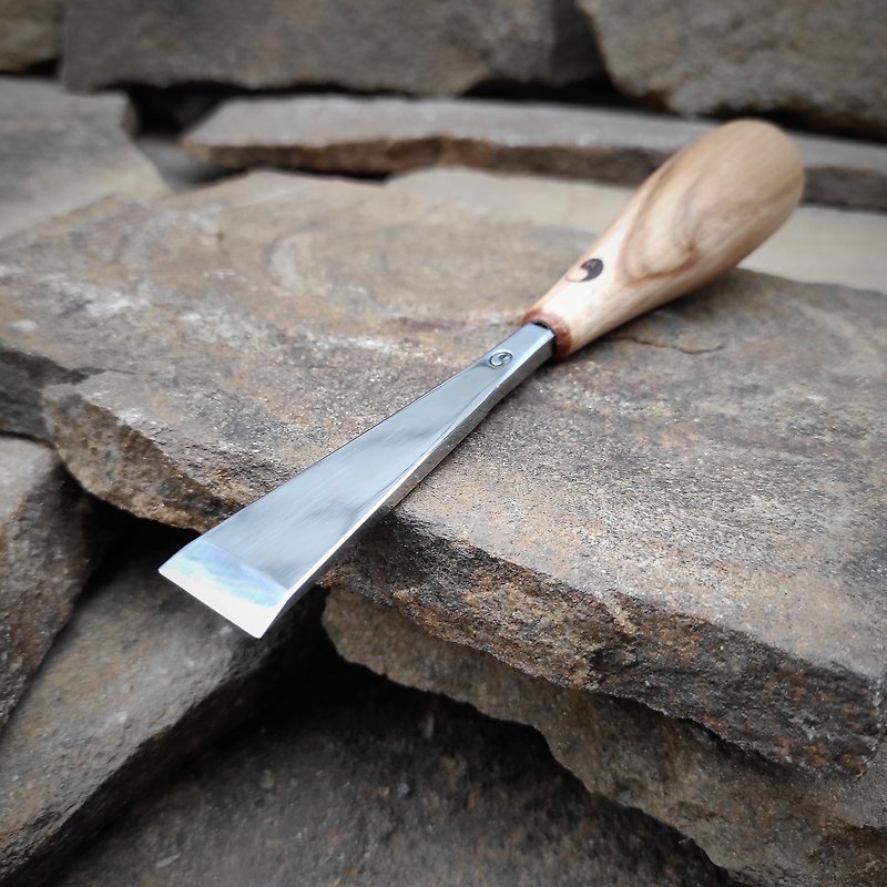Forged flat chisel fishtail. Compact chisel. Wood carving tools. - ชิ้นส่วน/วัสดุอุปกรณ์ - โลหะ 