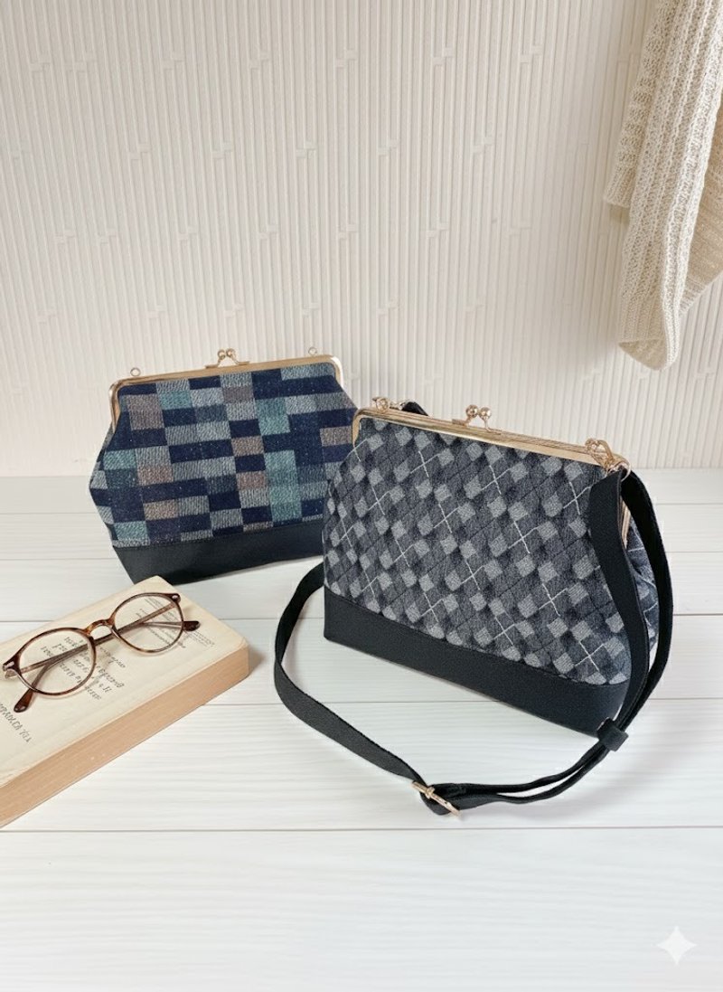 Kurashiki Canvas Okayama Denim Clasp Shoulder Bag - Block Check, Argyle, Lightweight, Freestanding, Geometric Pattern, Shoulder Bag, Pouch, Travel - กระเป๋าแมสเซนเจอร์ - ผ้าฝ้าย/ผ้าลินิน สีดำ