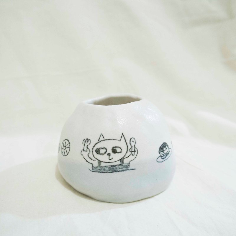 一起吃甜點 貓貓 花瓶 - 花瓶/陶器 - 瓷 白色