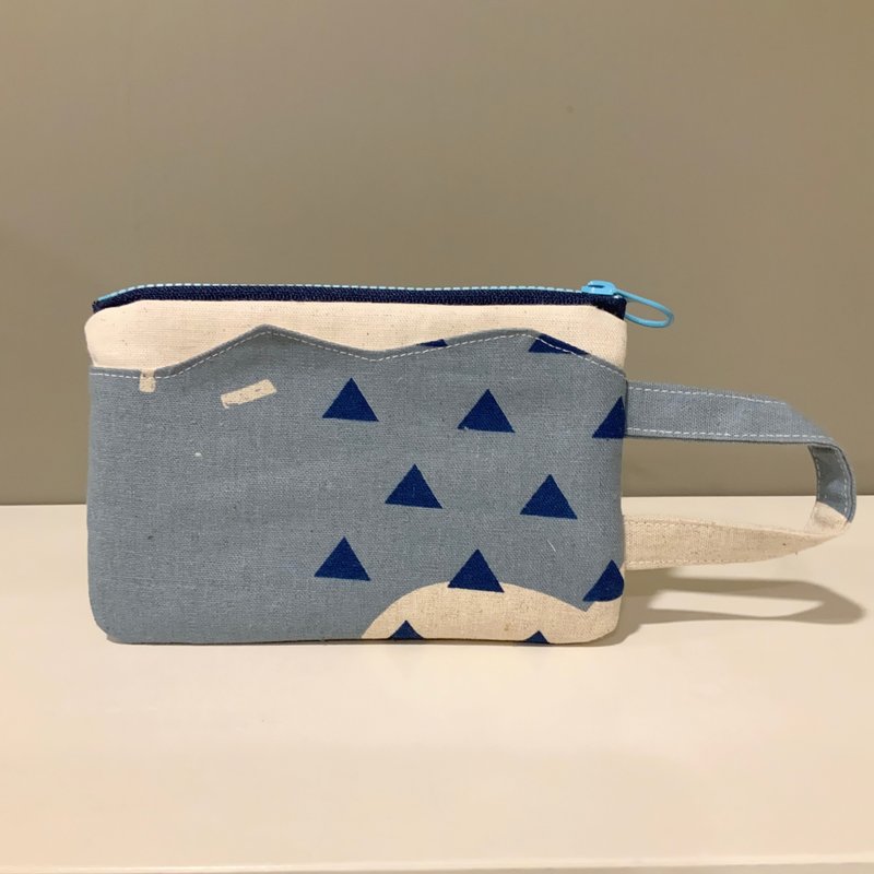 丘のミニバッグ — ファスナー15cm — キルティング財布／小銭入れ／化粧ポーチ／収納ポーチ - コインケース・小銭入れ - コットン・麻 