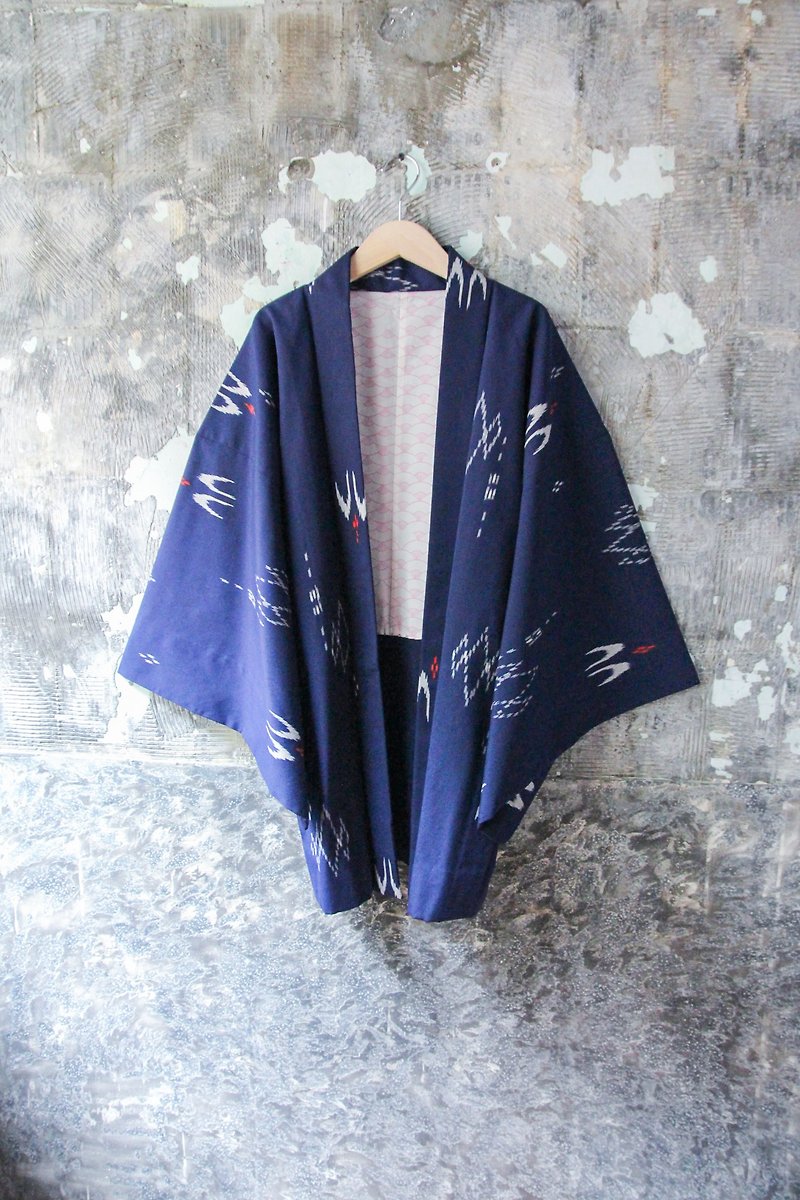 袅袅 Department Store-Vintage Indigo Geometric Flying Sweater Feather Coat - เสื้อแจ็คเก็ต - วัสดุอื่นๆ 