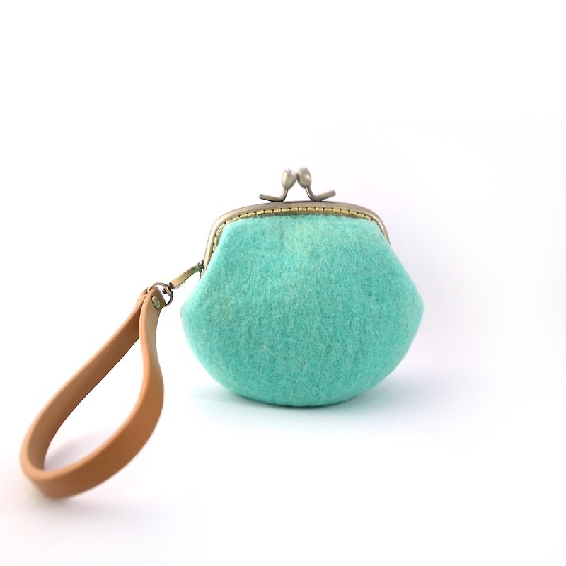 Sphere wool felt mouth gold package │ Picks Tiffany blue wool. Handmade. birthday present. Exquisite purse - Coin Purses - Wool Blue