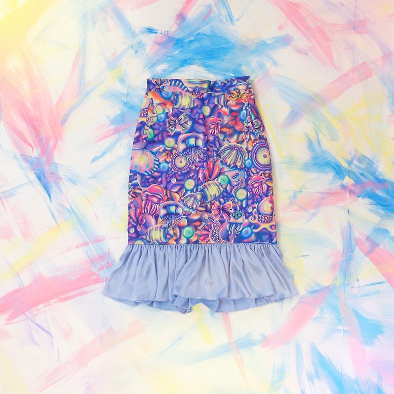 Pencil Midi Skirt in Illustration Printing - กระโปรง - เส้นใยสังเคราะห์ สีน้ำเงิน
