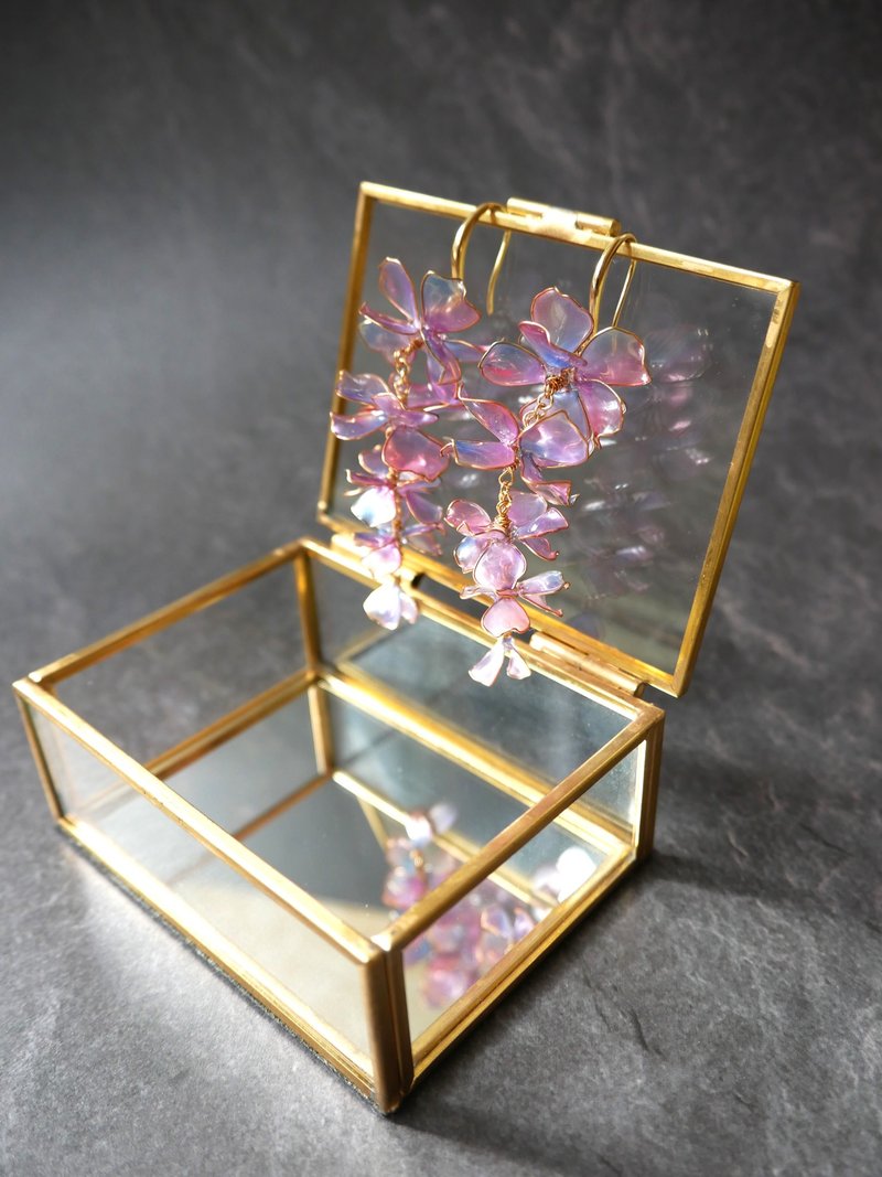 Inspiration mini - 紫藤粉 穿式耳環 或 夾式耳環 - 耳環/耳夾/耳骨夾 - 樹脂 粉紅色