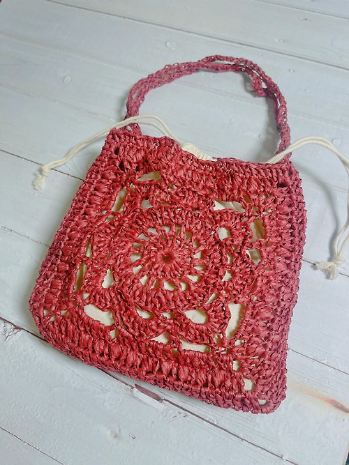 chill.crochet.life 祖母格草編包 側背包 復古風 配束口收納袋 可客制顏色